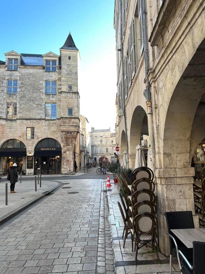 Appartement T3 Tout Confort En Duplex A 20Mn A Pied Du Centre-Ville Avec Tv Et Wifi La Rochelle  Exterior foto